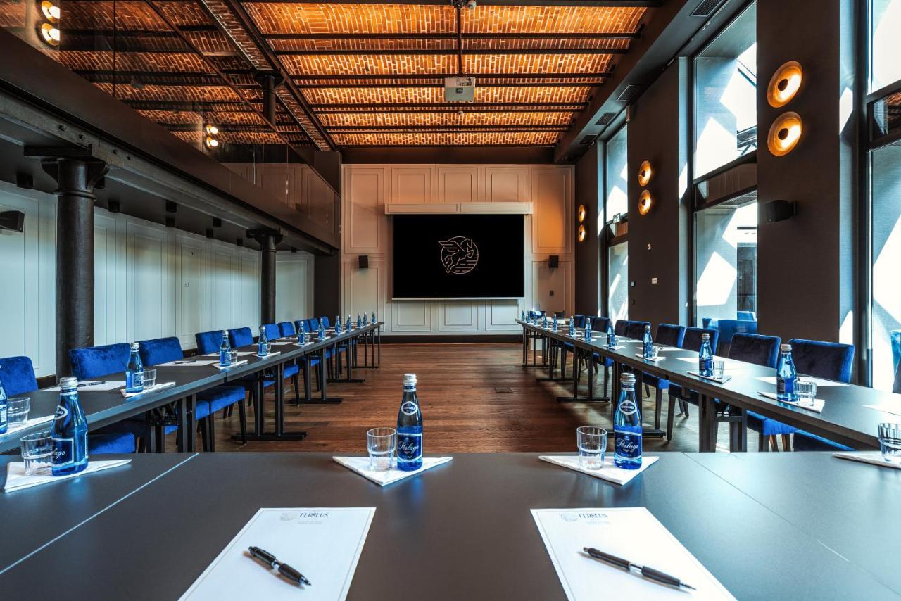 Hotel Ferreus Modern Art Deco Красков Екстериор снимка The meeting room of the World Trade Center